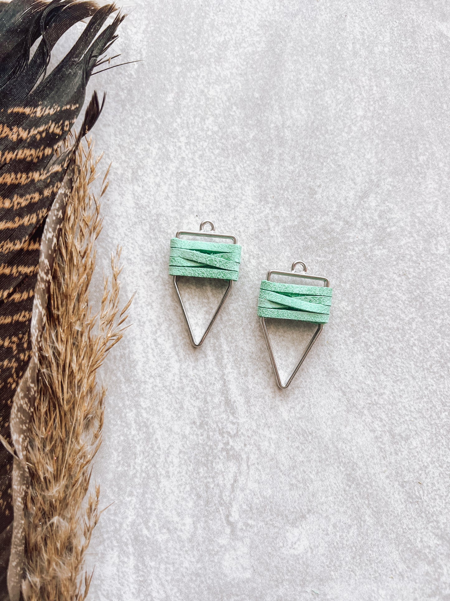 Yellowstone Weaved Arrowhead Hoops | Spring