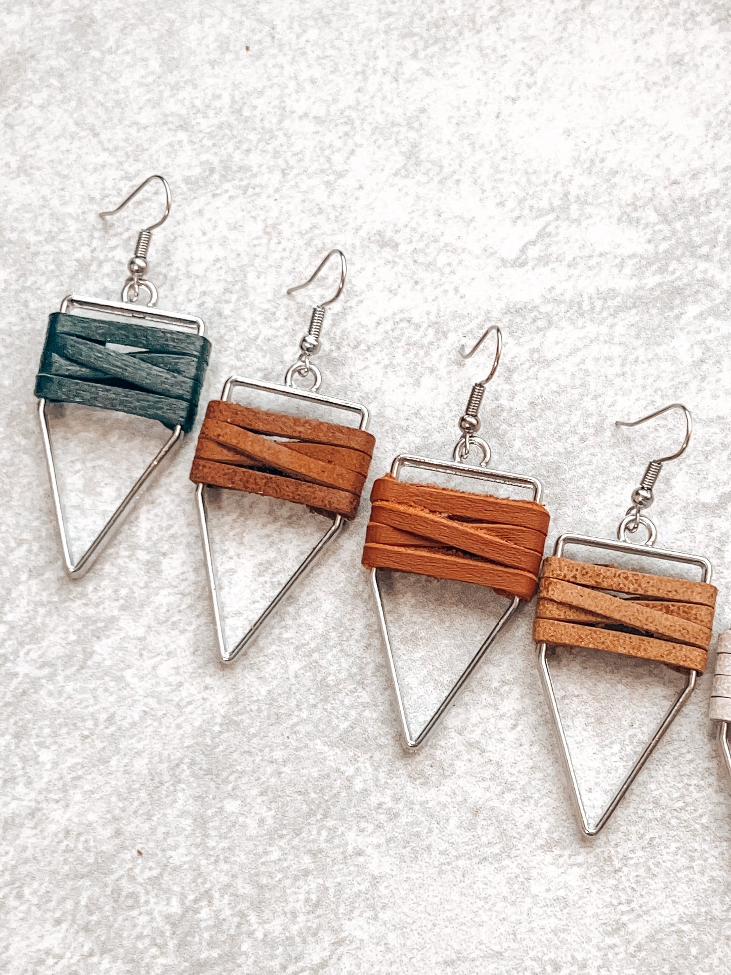 Yellowstone Weaved Arrowhead Hoops