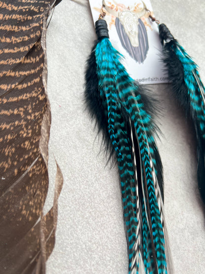 Saco Feather Earrings