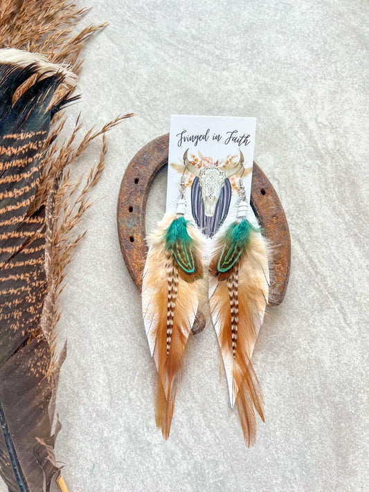 Kalispell Fringe Feathers | White