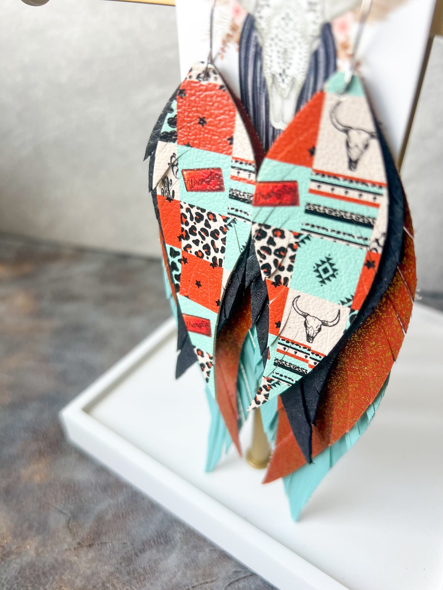Stack Show | Saddle Sunset